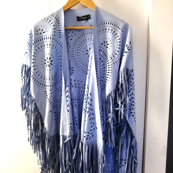 Cut Out Shawl Blue - Picture 2 of 9